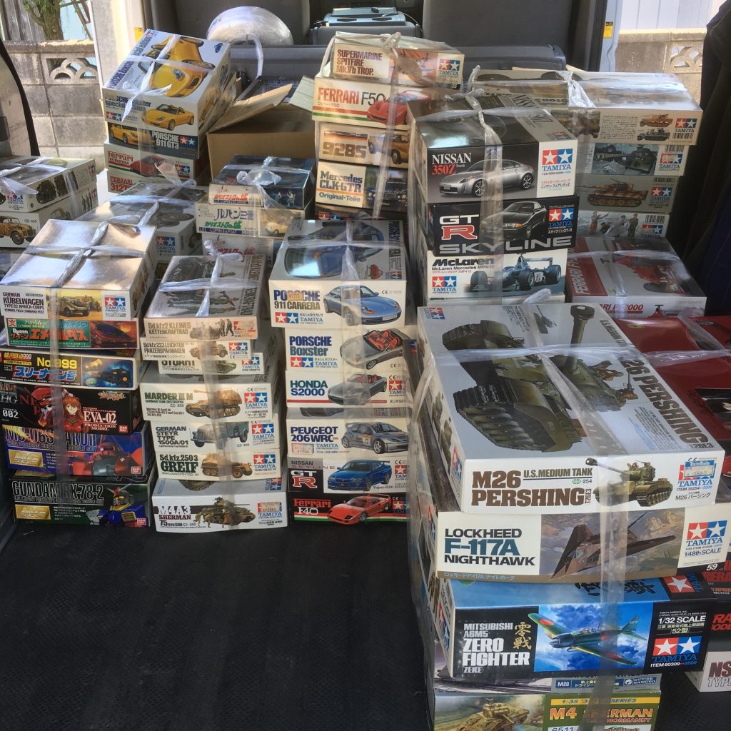 埼玉県白岡市で買取した古本とプラモデル