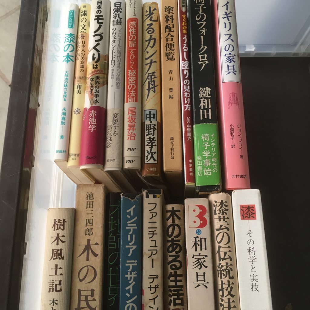 埼玉県で古本出張買取した家具の本