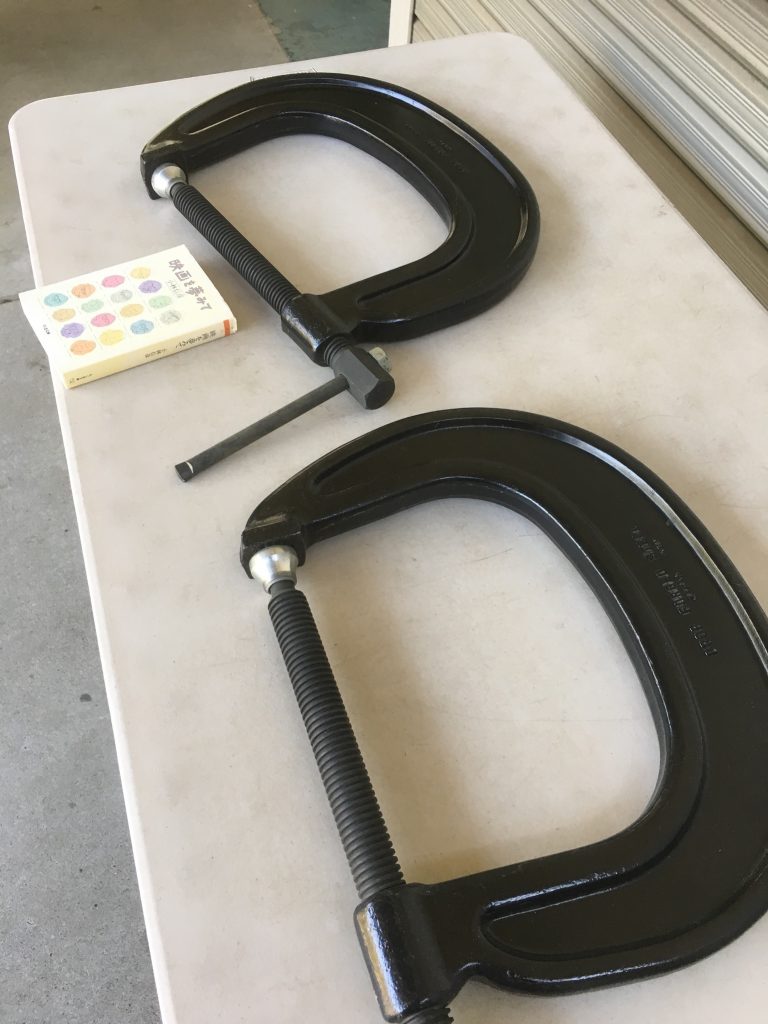 古本買取と同時にシャコ万力